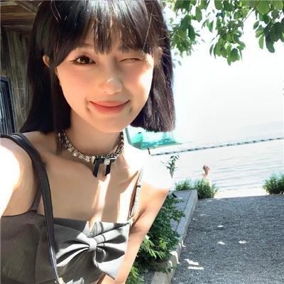 红色八爪女